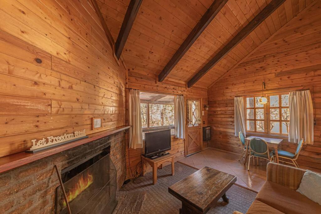 Forest Cabin 5 Old Glory Payson Exteriör bild